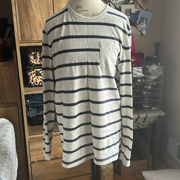 Old Navy Other - Old Navy Long Sleeve Striped Pocket Tee - Large